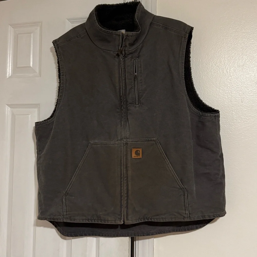 Carhartt great preowned